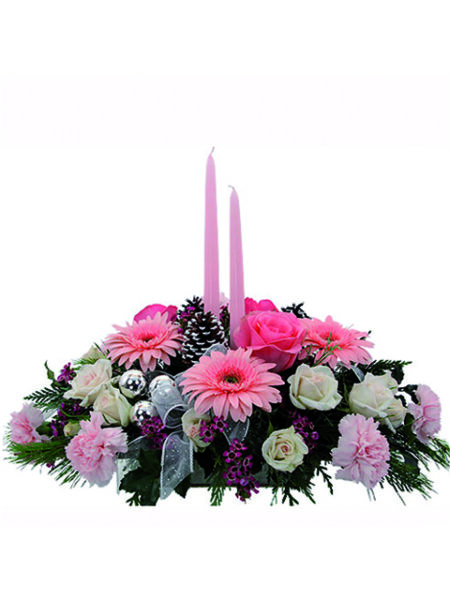 centrotavola natalizio con due candele rosa
